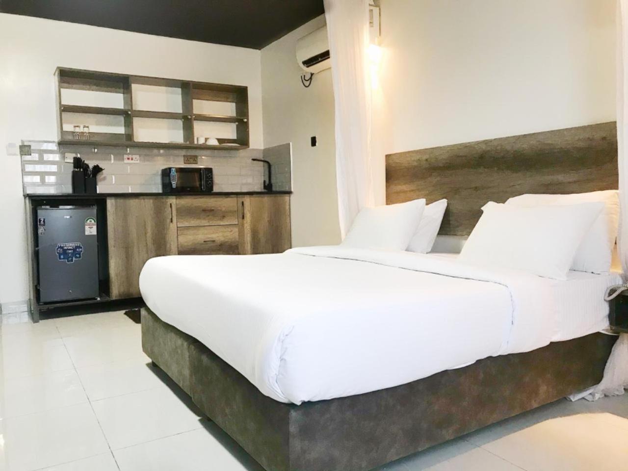 The Ivory Suites Mombasa Extérieur photo